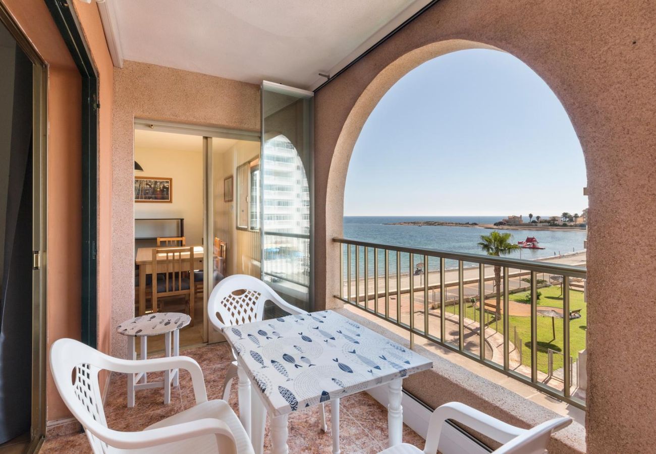 Apartamento en La Manga del Mar Menor - ZAMBRA III