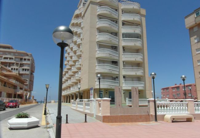 Apartment in La Manga del Mar Menor - Mares I